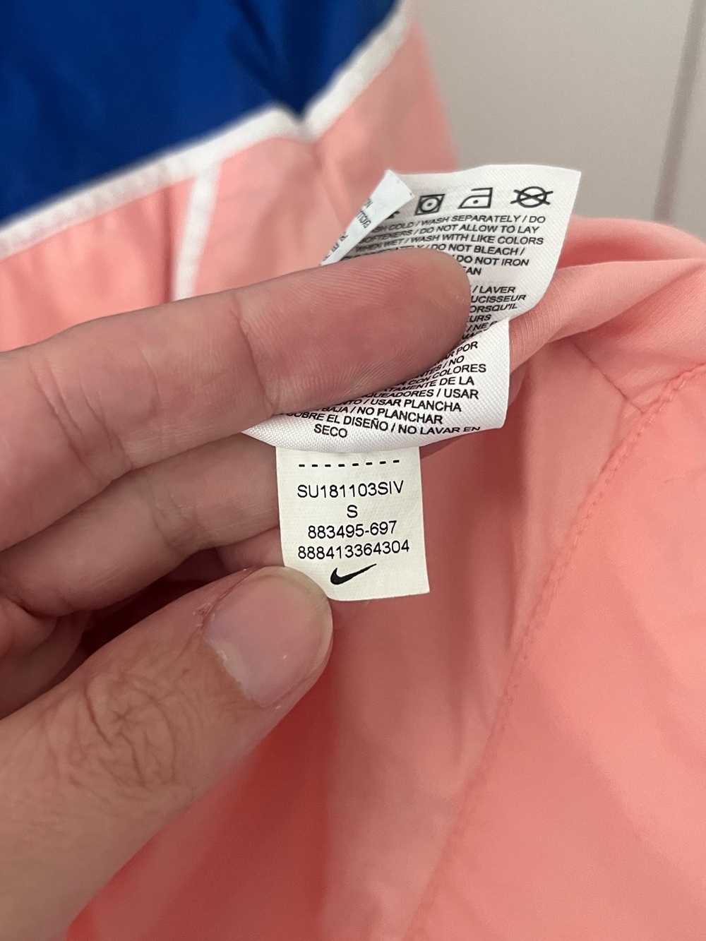 Nike Sportswear Women’s Windrunner Jacket Hoodie Bleached Coral Small 883495-697 - Picture 8 of 14